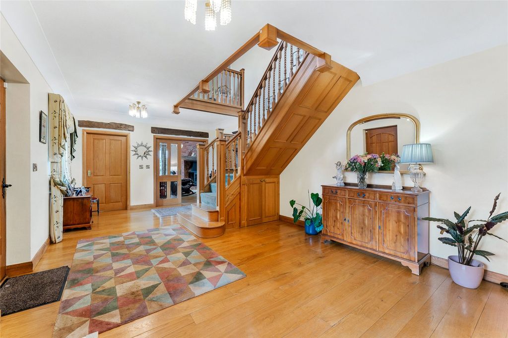 Property photo 3 of 21 Reception Hall