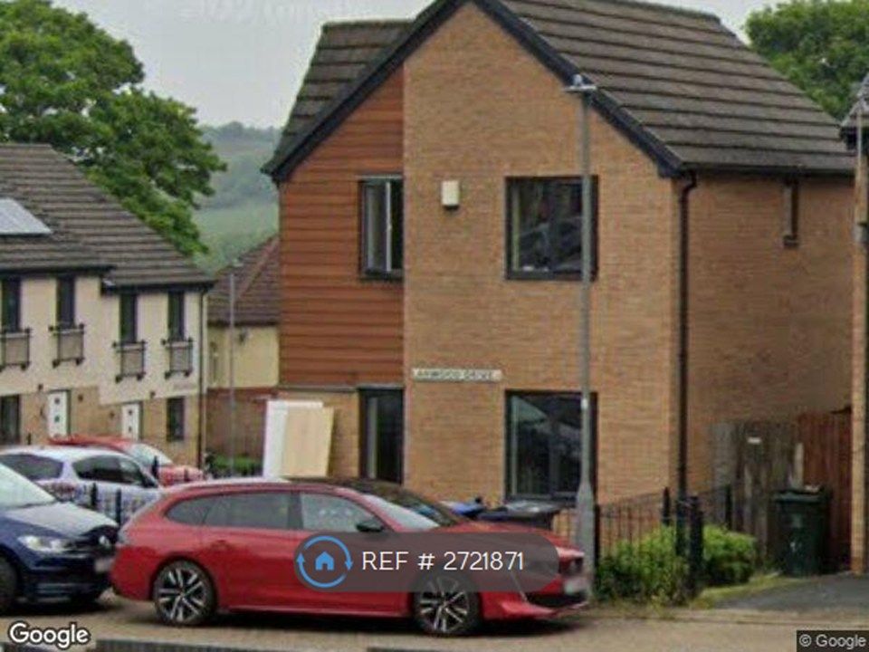 Property photo 1 of 15 Front View