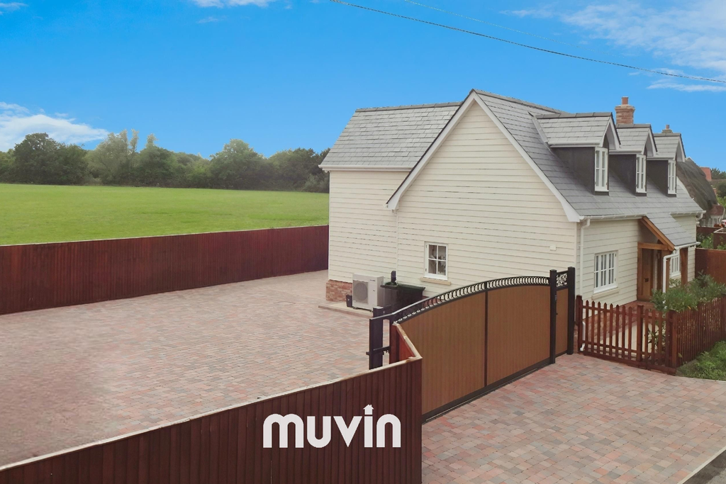 Property photo 2 of 34