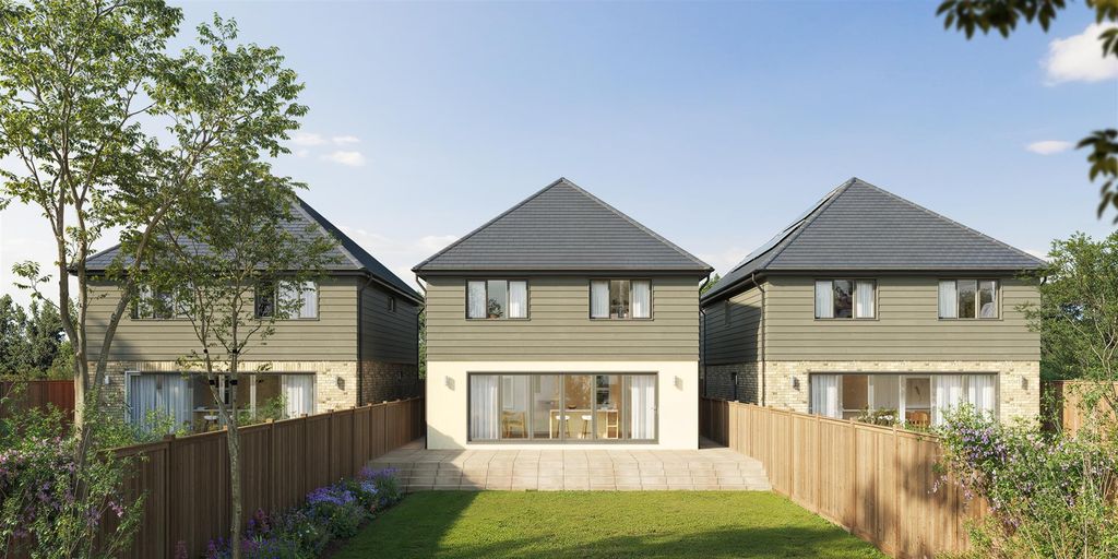 Property photo 2 of 2 The Plain Epping_Rea