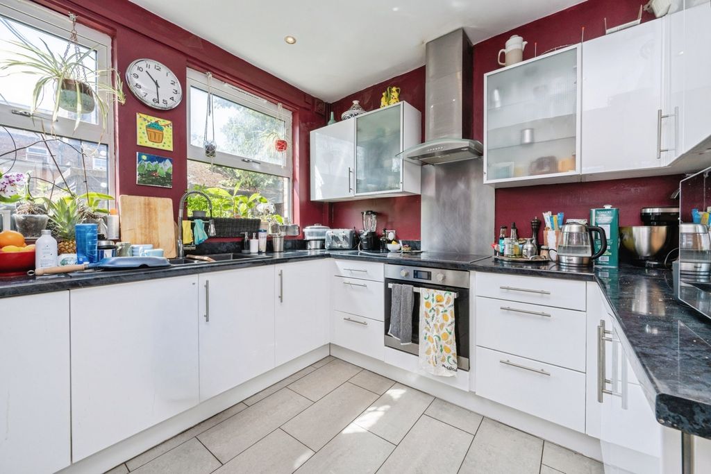 Property photo 3 of 23 Pbox-Img.Jpg