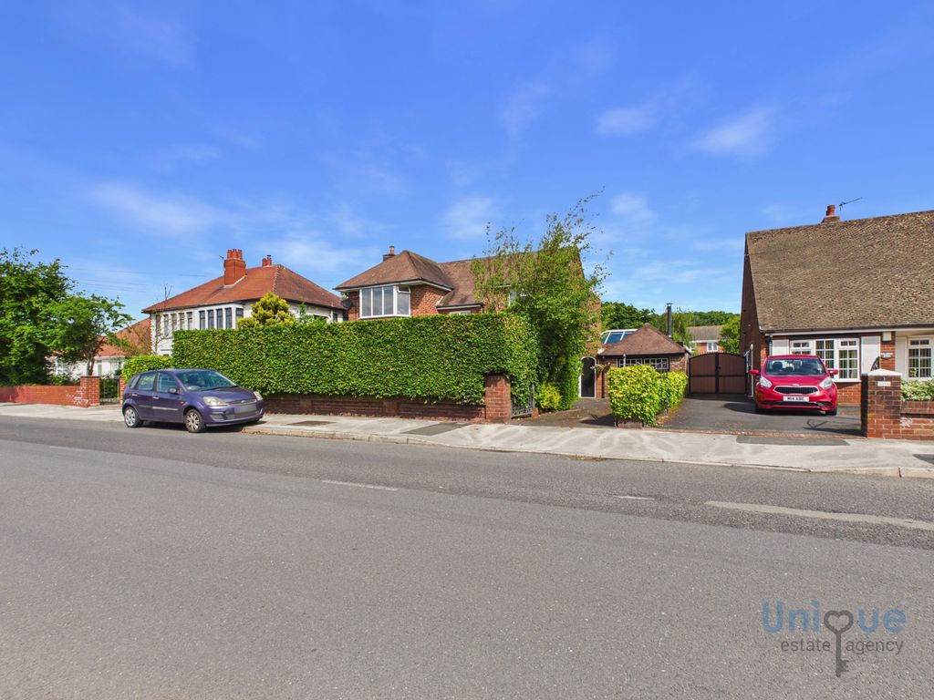 Property photo 1 of 34