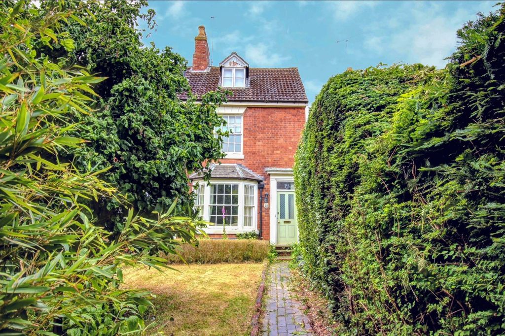 Property photo 1 of 14 F4B8A57B-3864-4Cbc-A4Ab-Fbade312509c1