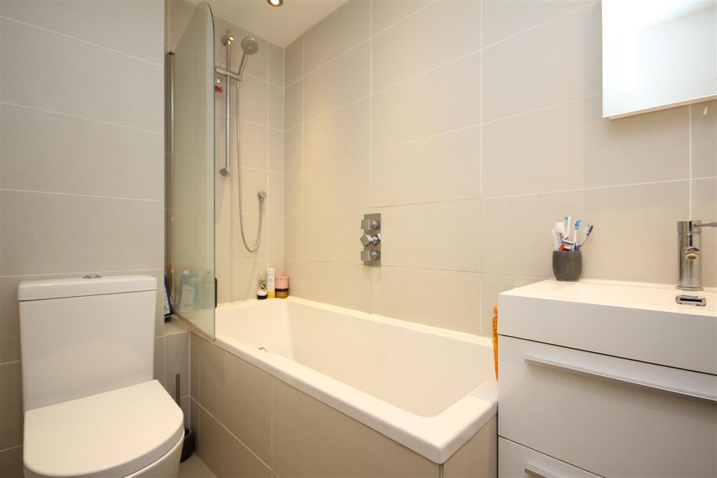Property photo 2 of 8 Img_3044.Jpg