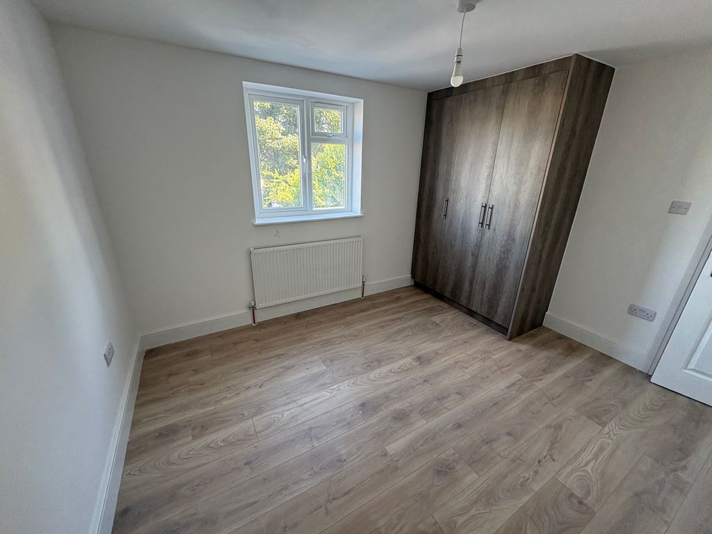 Property photo 2 of 8 Img_4335