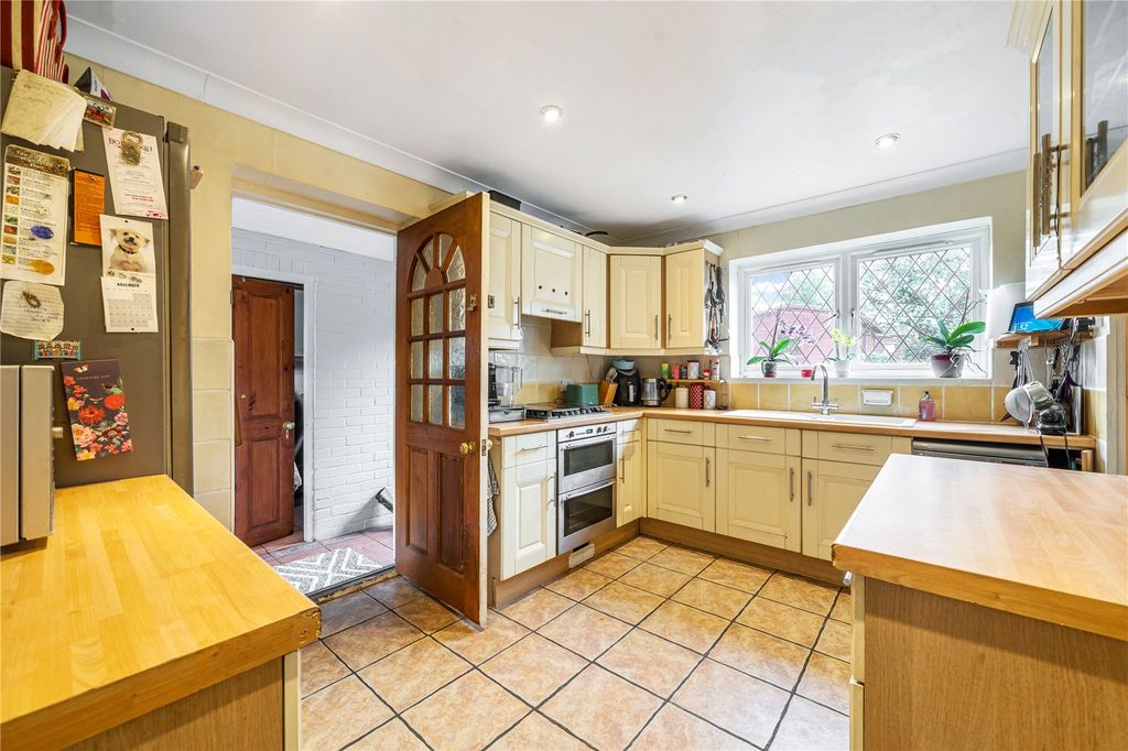 Property photo 2 of 20 Picture No. 07