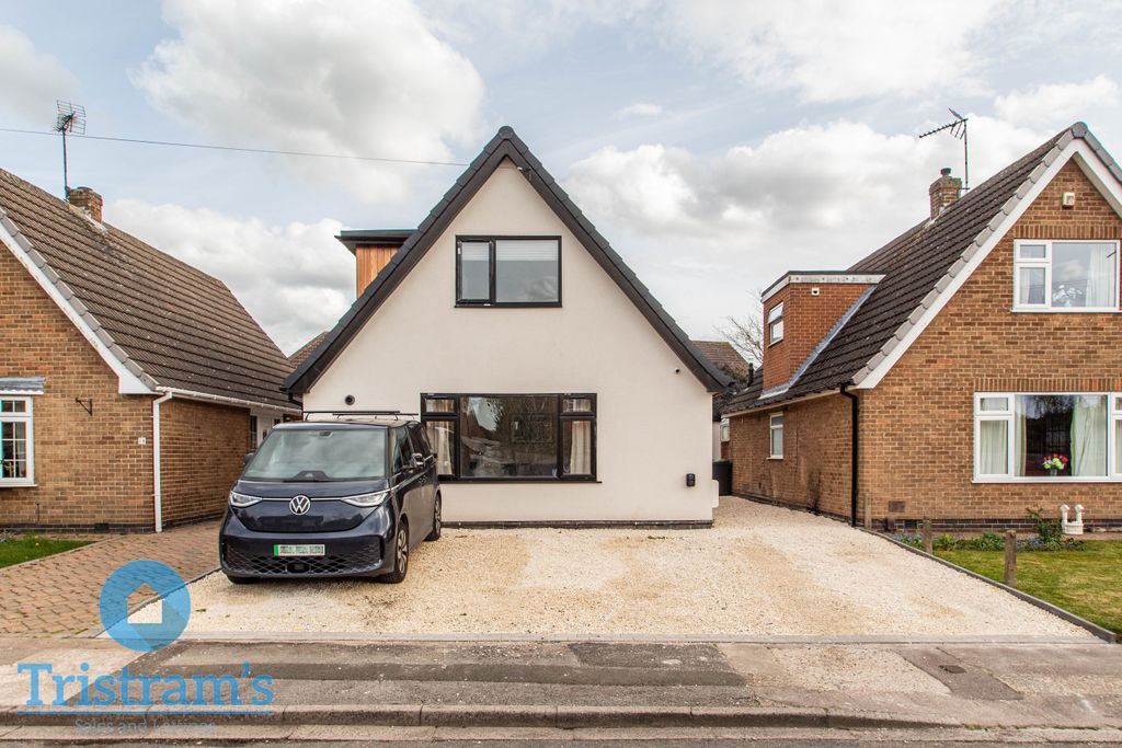Property photo 1 of 30