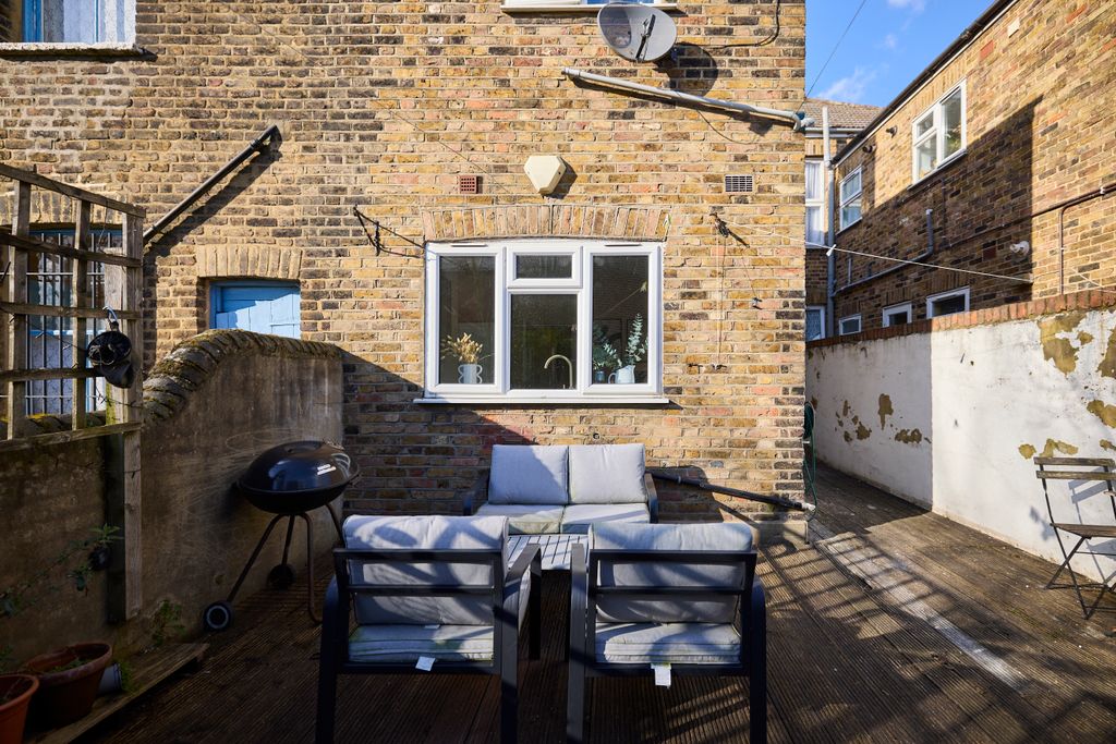 Property photo 3 of 25 Ln Tub 7A_074.Jpg