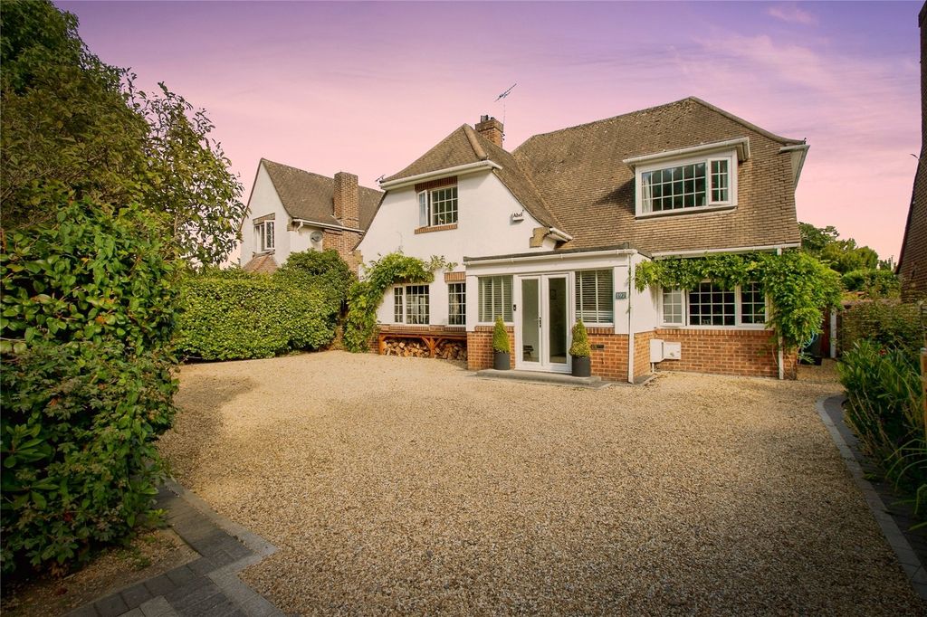 Property photo 2 of 22 Picture No. 26