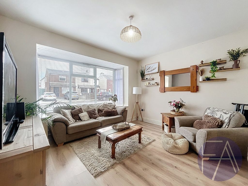 Property photo 3 of 20 4860942