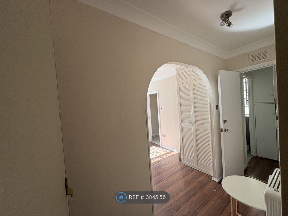 Property photo 2 of 3