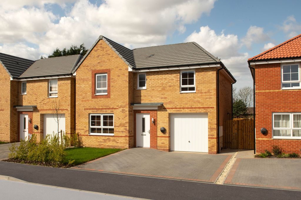 Property photo 1 of 9 Lancaster Gardens - Ripon