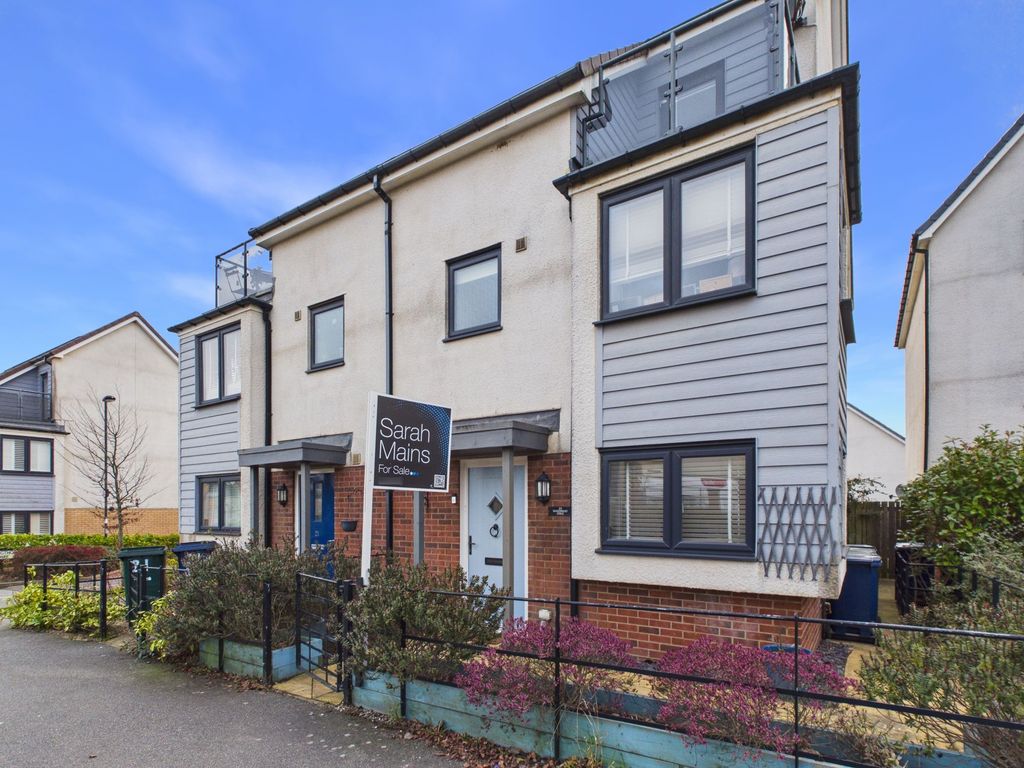 Property photo 1 of 11 External