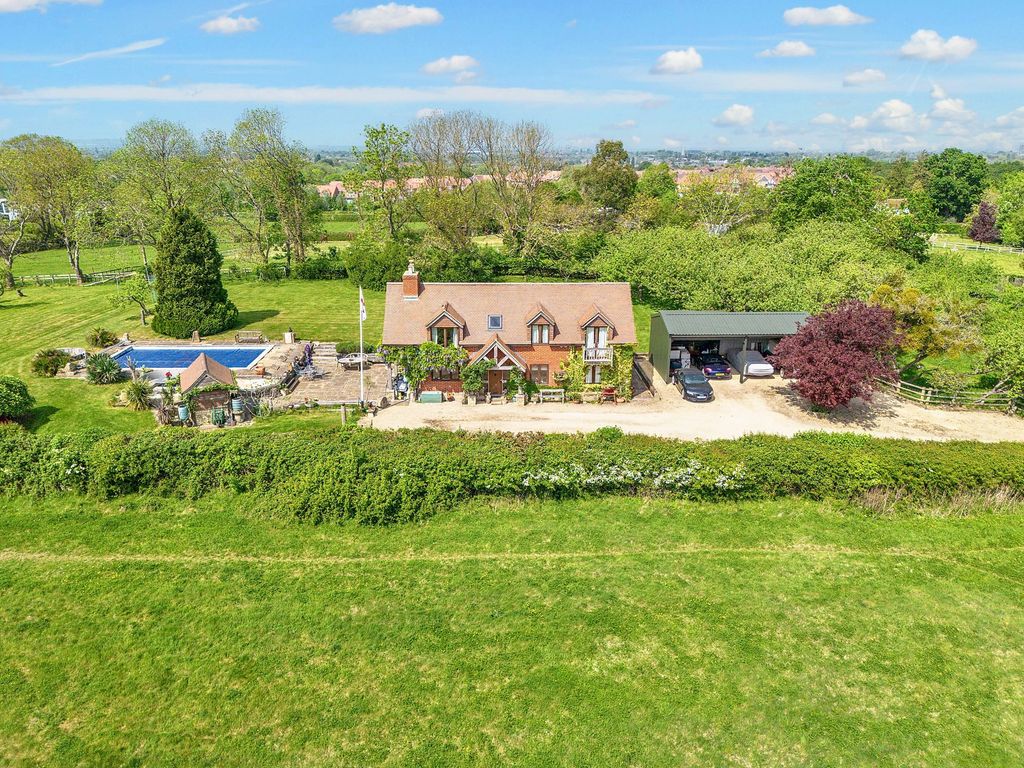 Property photo 1 of 30