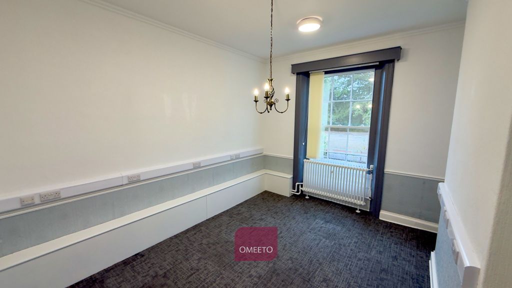 Property photo 2 of 12 Office To Let