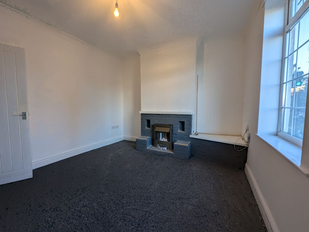 Property photo 3 of 8 View