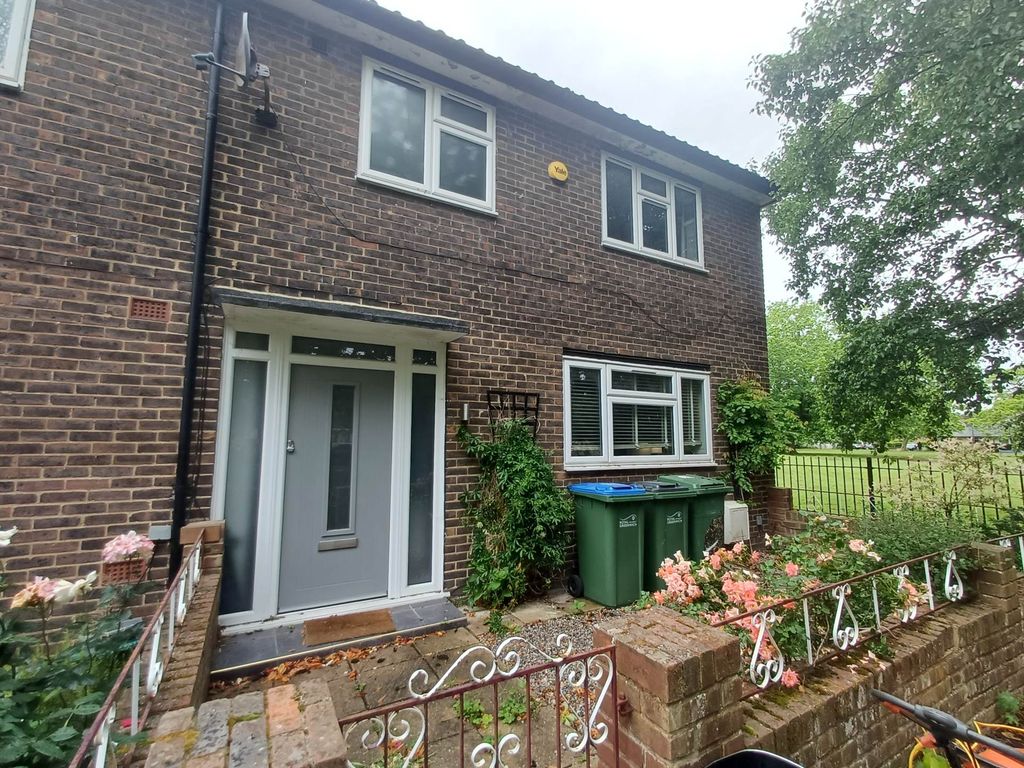 Property photo 1 of 18