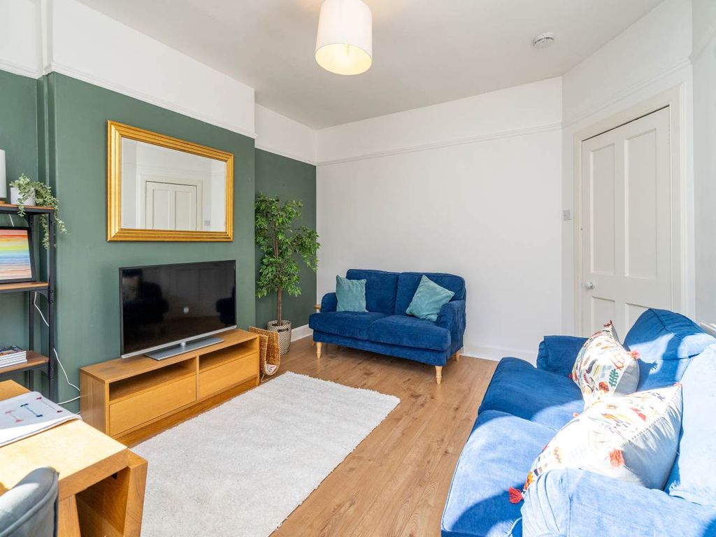 Property photo 2 of 21 2
