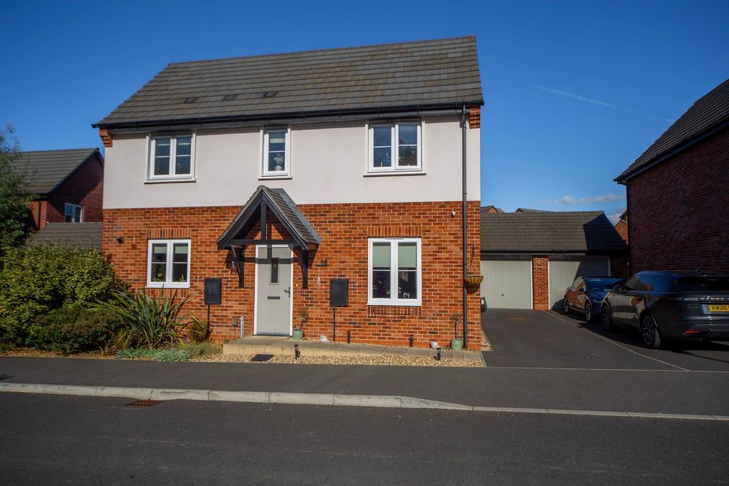 Property photo 1 of 22