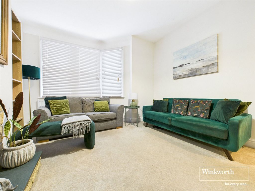 Property photo 3 of 28 Picture No. 24