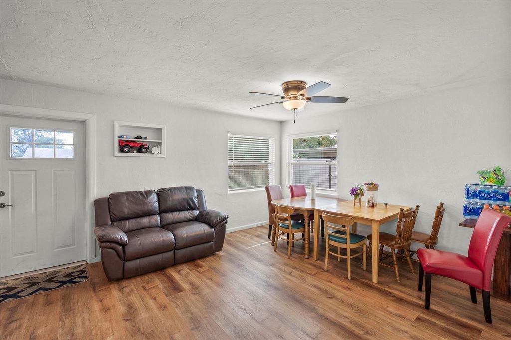 Property photo 3 of 19 <Alttext/>