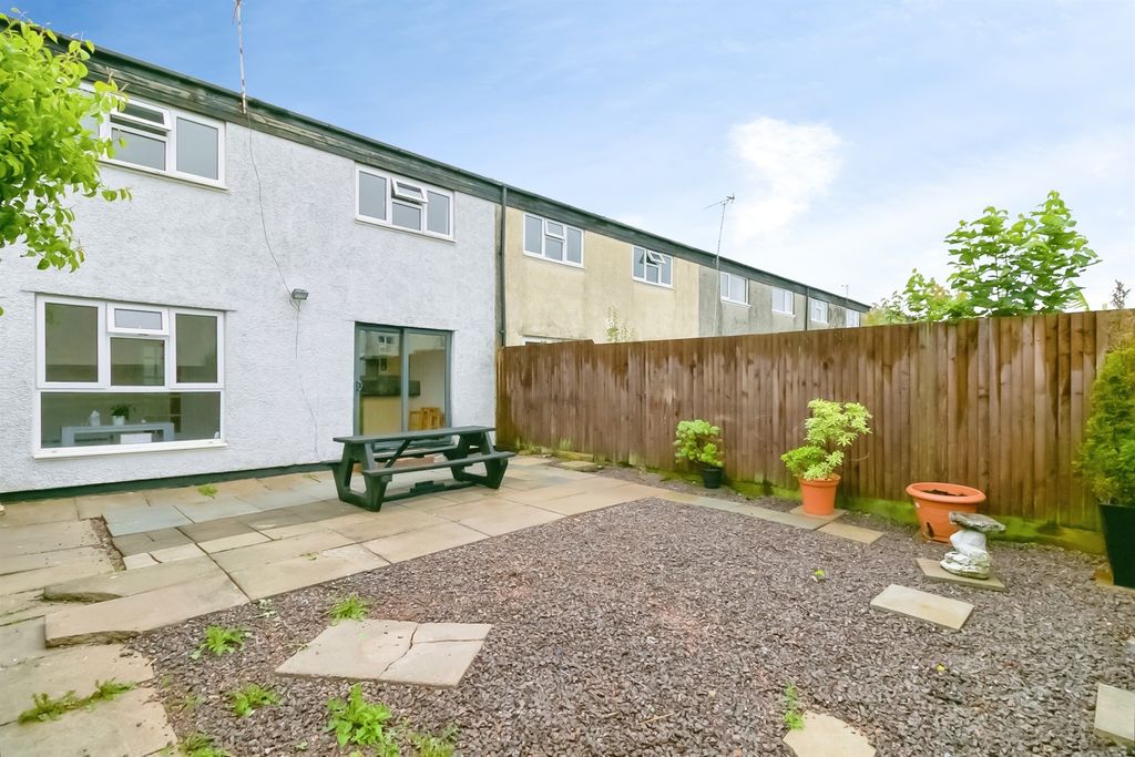 Property photo 3 of 13