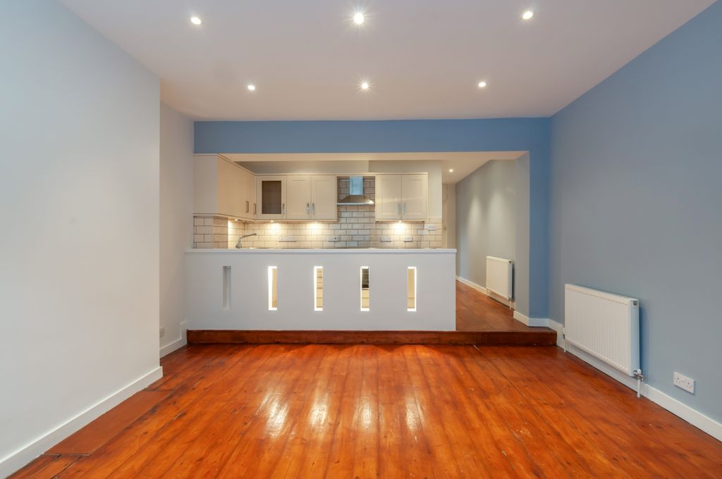 Property photo 2 of 8 Dsc_0234-Hdr