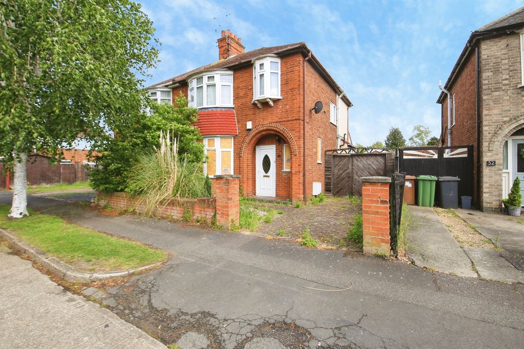 Property photo 1 of 10