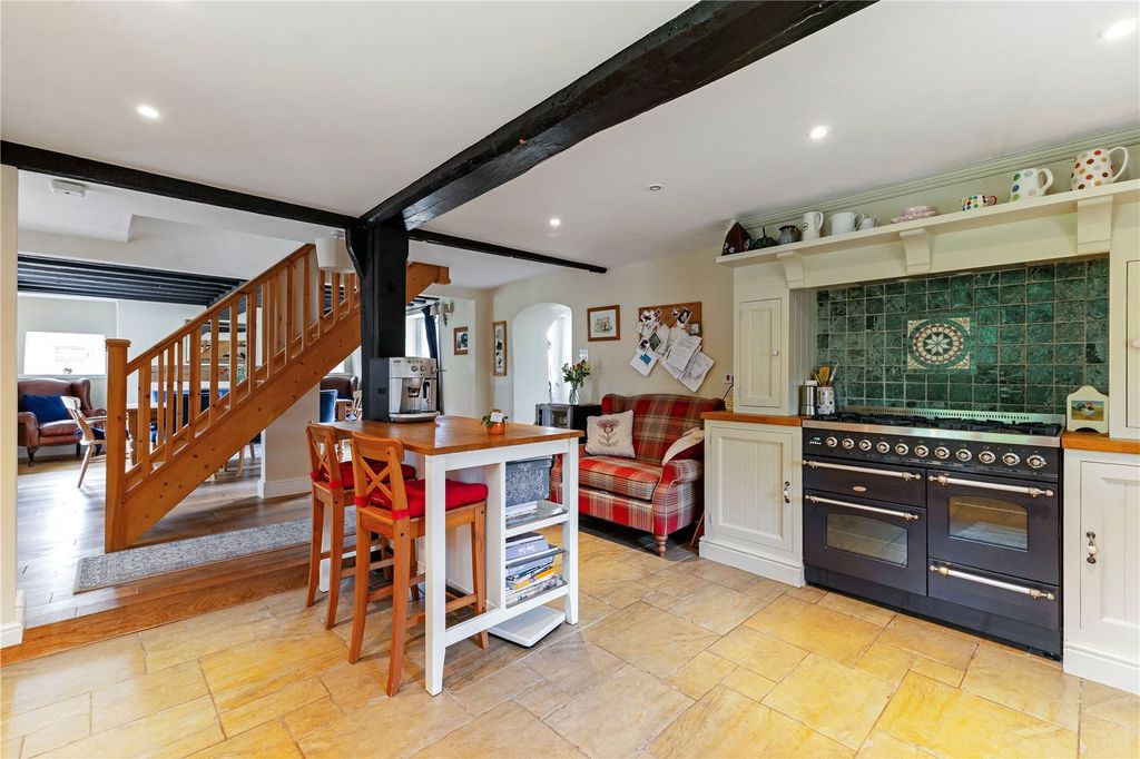Property photo 3 of 15 Kitchen