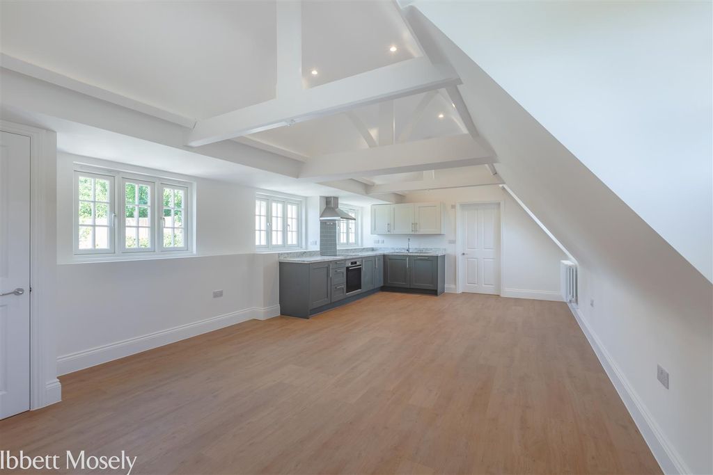 Property photo 2 of 9 1 Reception - Kitchen.Jpg