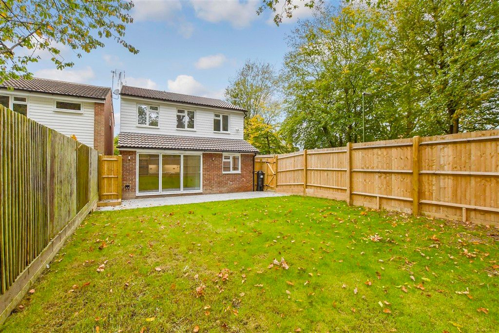 Property photo 1 of 12 Rear Garden