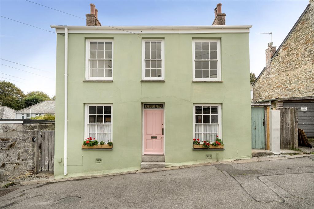 Property photo 1 of 14