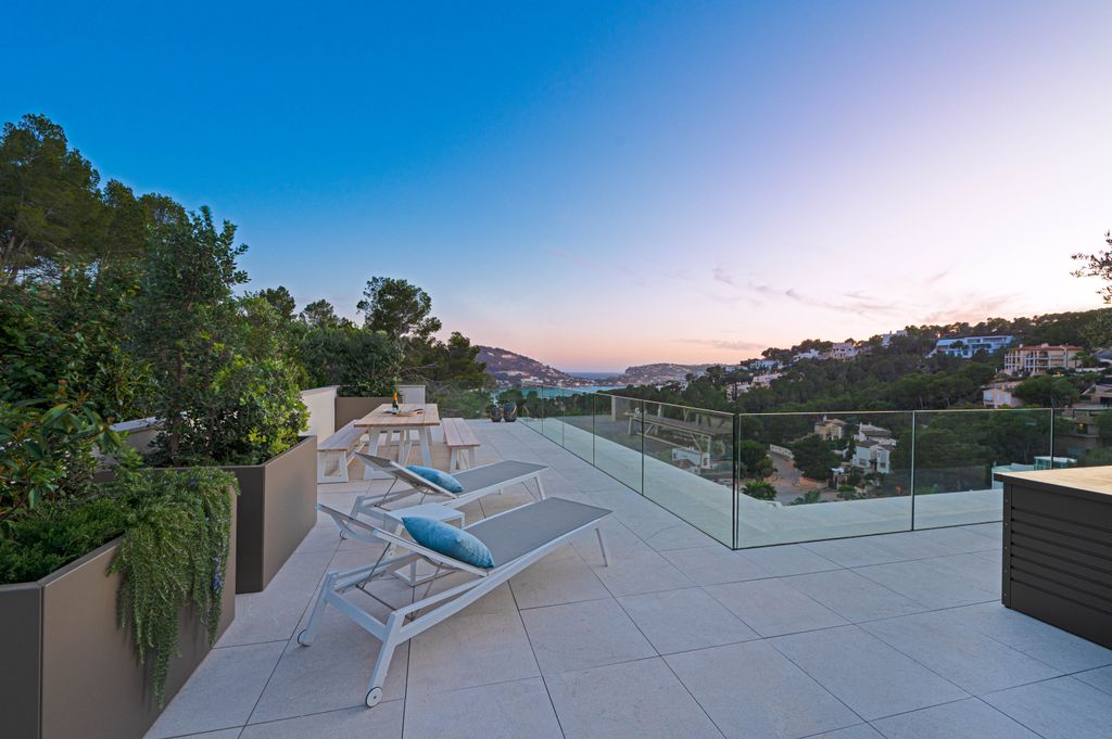 Property photo 3 of 26 Web_32.Jpg