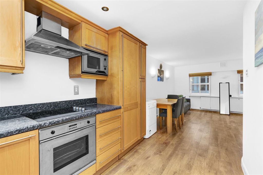 Property photo 3 of 7 Photo 3.Jpg