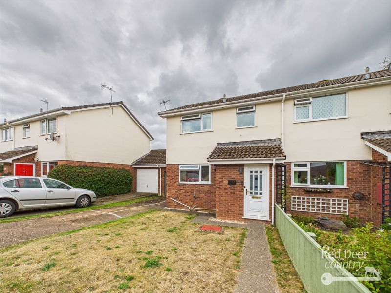 Property photo 2 of 16 Front