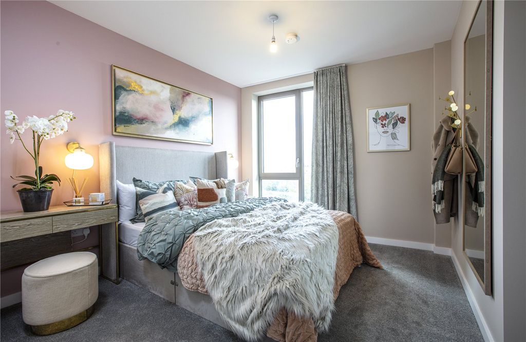 Additional image 6 of 2 bed flat for saleThe Lock, Greenford Quay, Greenford UB6