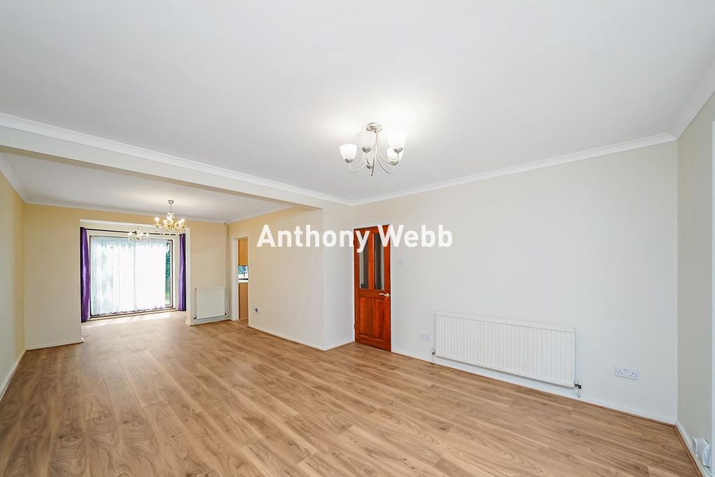 Property photo 2 of 19 Reception/Dining Area