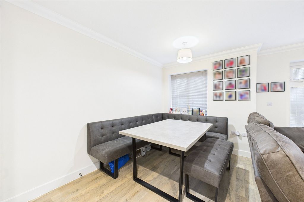 Property photo 3 of 8 Picture No. 03