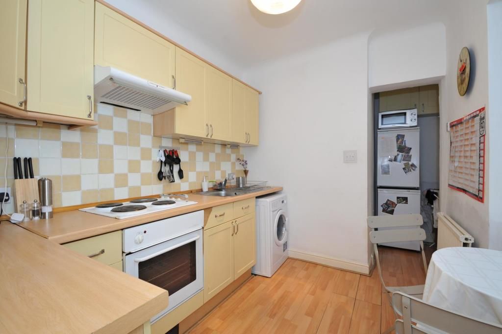 Property photo 3 of 13 Kitchen