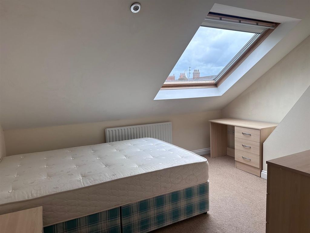 Additional image 4 of 6 bed shared accommodation to rentHolmwood Grove, West Jesmond, Jesmond, Upon Tyne NE2