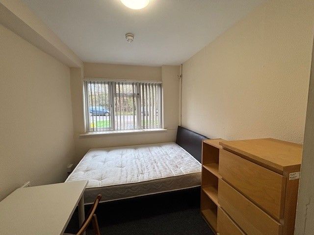 Property photo 1 of 4