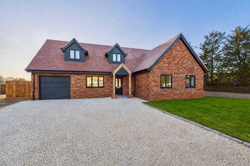 Property photo 1 of 8 Photo 1