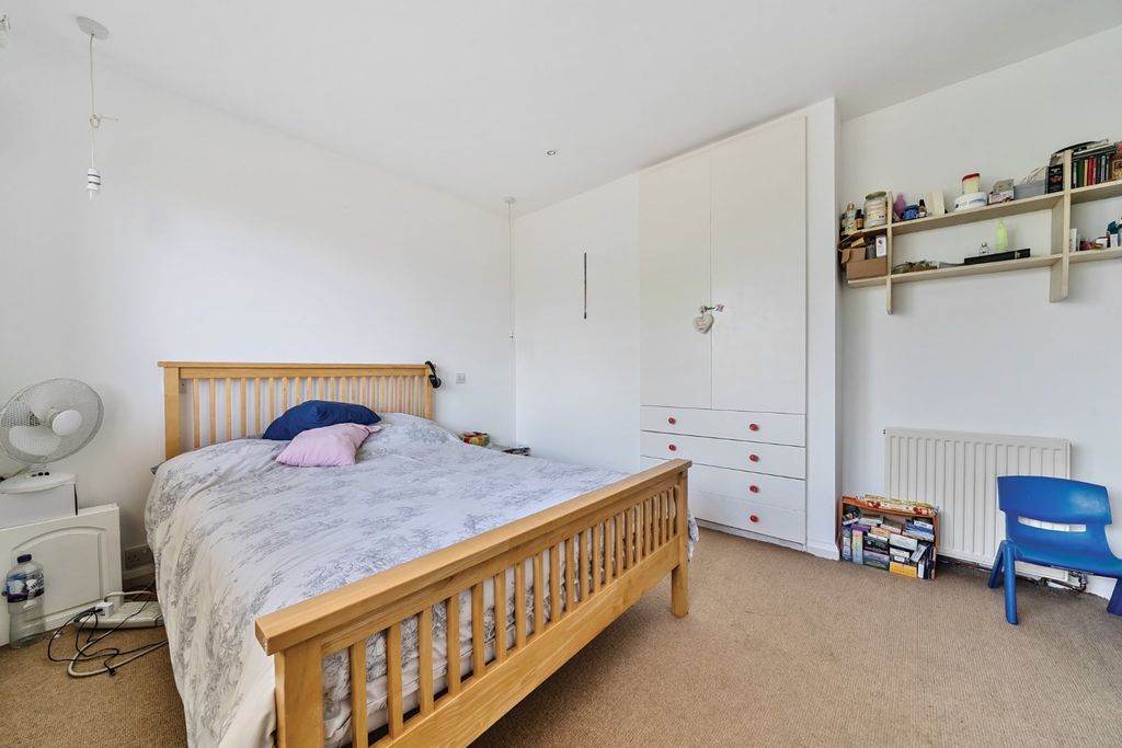 Property photo 3 of 11 Picture No. 05