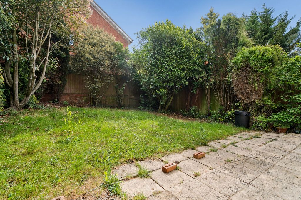 Property photo 2 of 4