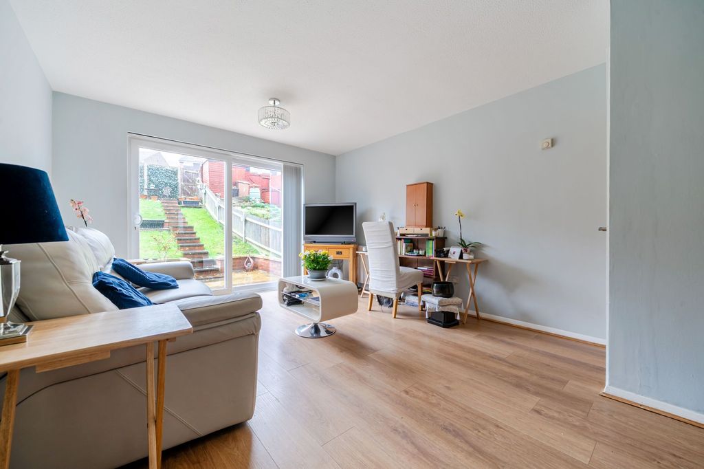 Property photo 3 of 14