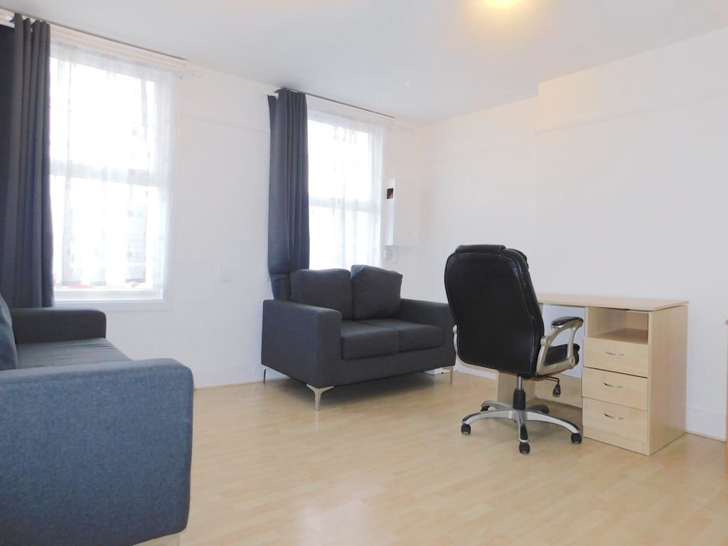 Property photo 2 of 7