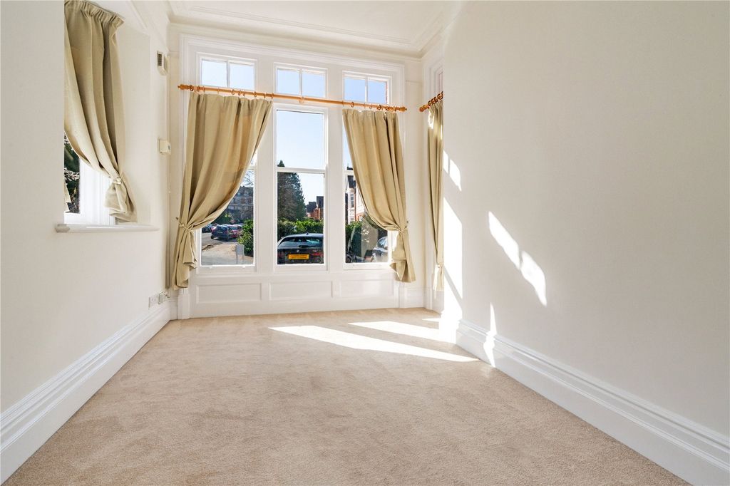 Property photo 2 of 8 Living Room