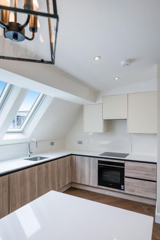 Property photo 3 of 9 Kitchen