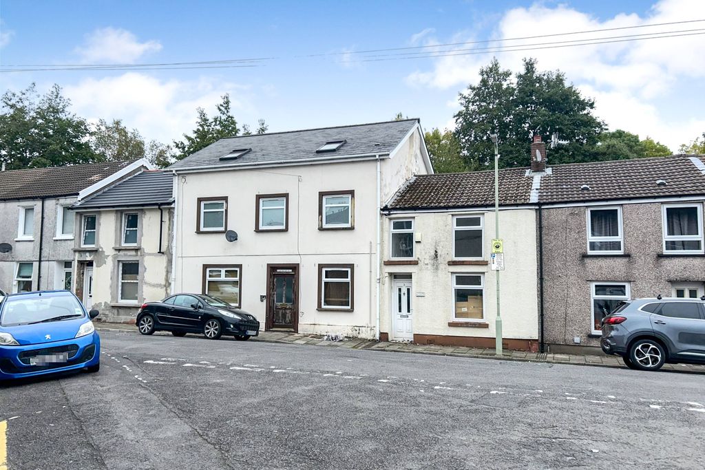 Property photo 3 of 3 2 Gloucester Street, Aberdare, Mid Glamorgan Cf44 7Bs