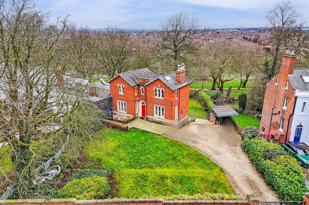 Property photo 1 of 34